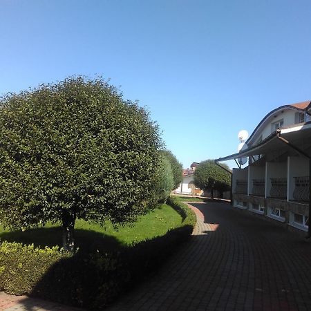 Грк Золота Підкова Motel Chupyra Exterior photo
